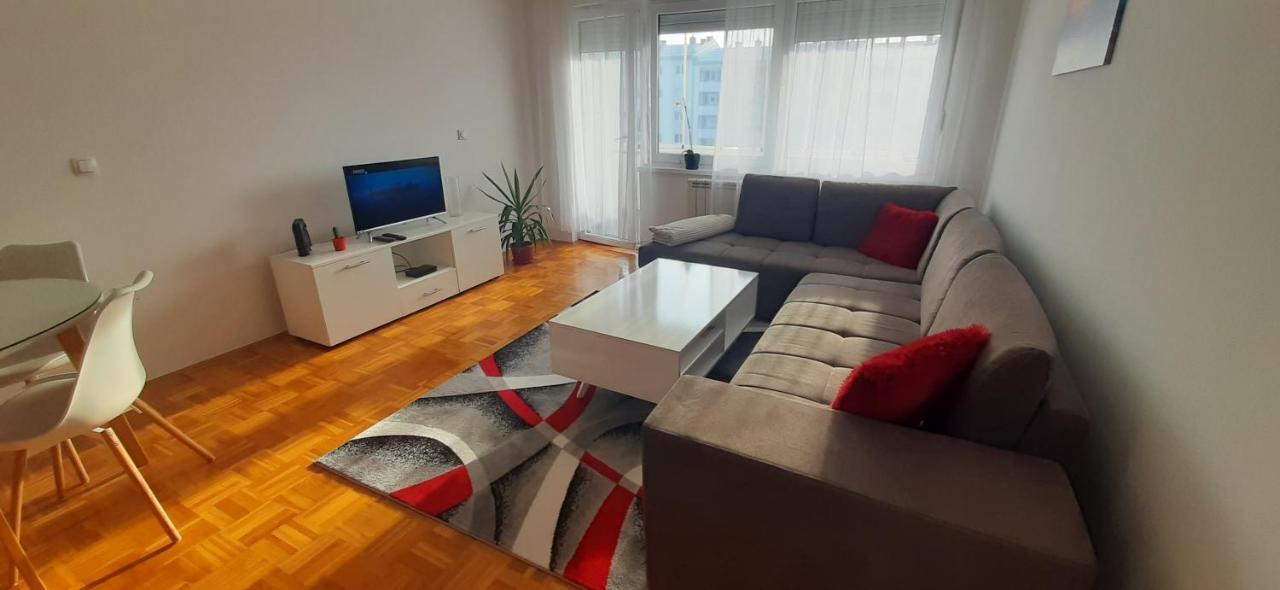 Lukavica Apartman Stella Istocno Sarajevo מראה חיצוני תמונה