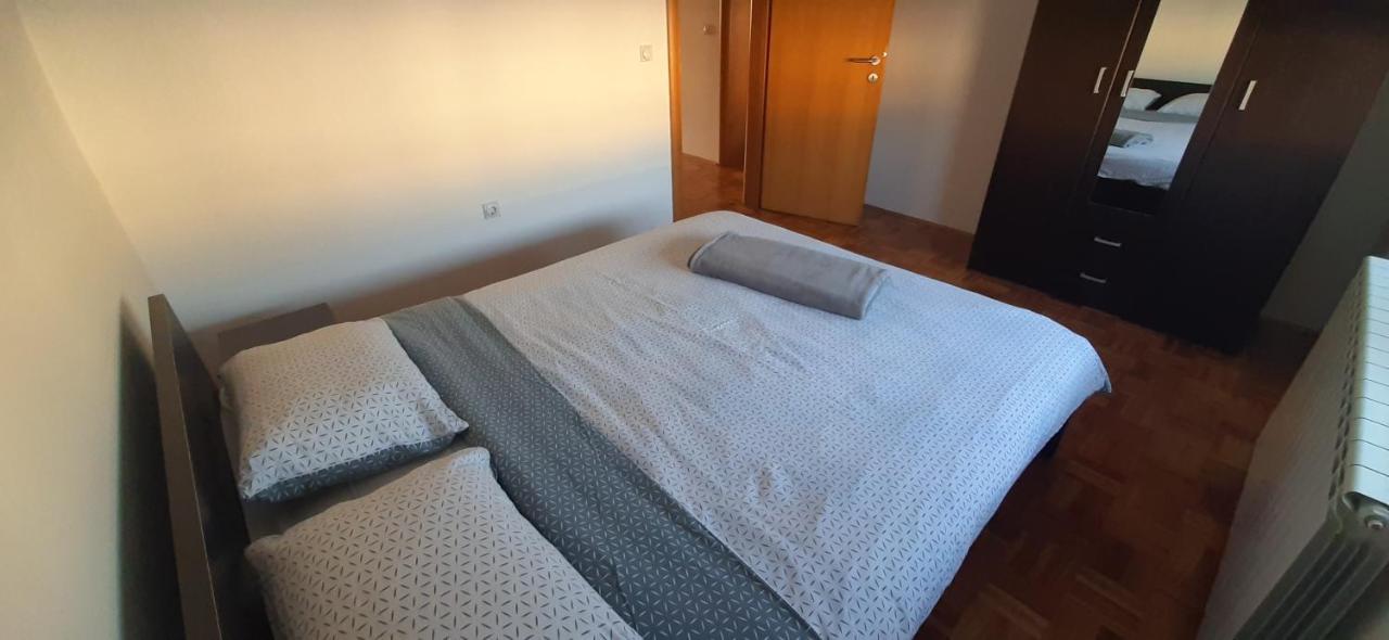 Lukavica Apartman Stella Istocno Sarajevo מראה חיצוני תמונה